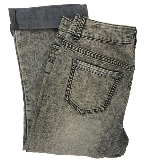 CHICOS Platinum Denim Black Gray Acid Wash Crop Chicos Size 0-Women’s Size 4 - Picture 2 of 11